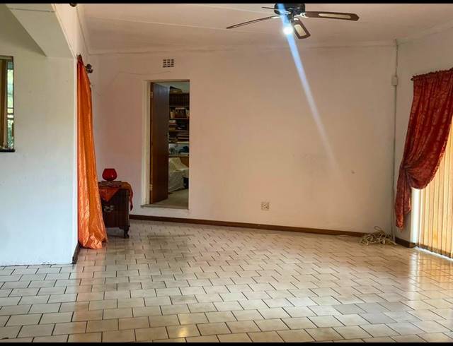 5 BEDROOM HOUSE FOR SALE IN BIRCHLEIGH